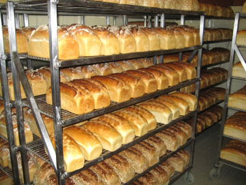 Foto des Brotlagers (Zum Artikel Bäckerei). Suchsymbol Lupe